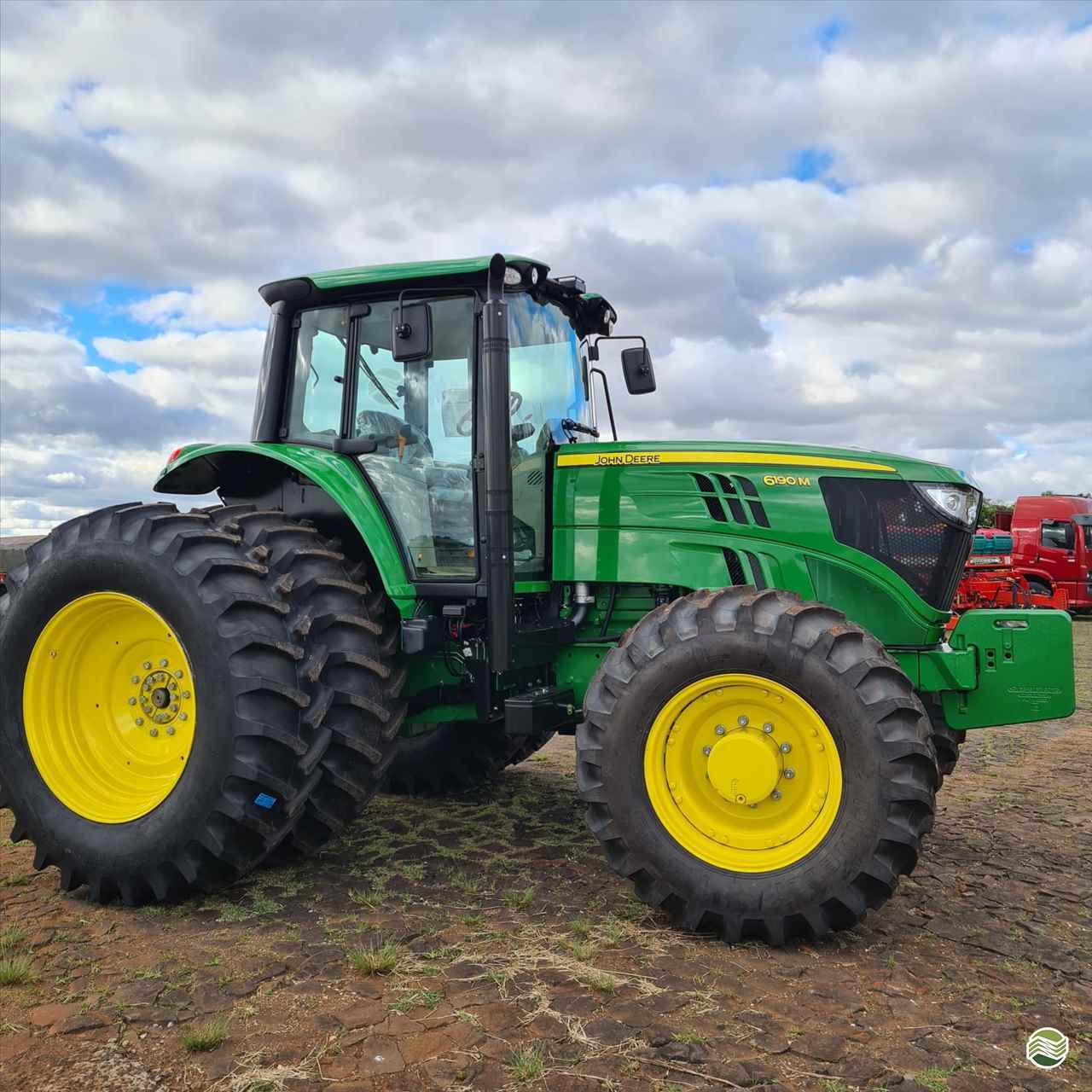 TRATOR JOHN DEERE JOHN DEERE 6190M Tração 4x4 Comatral Caminhões e Máquinas Agrícolas PANAMBI RIO GRANDE DO SUL RS
